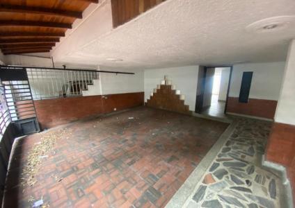 Casa En Venta En Cucuta V59839, 300 mt2, 4 habitaciones