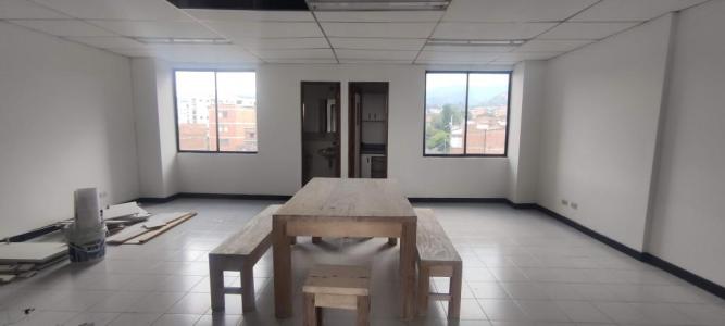 Oficina En Arriendo En Medellin En Laureles A61858, 45 mt2