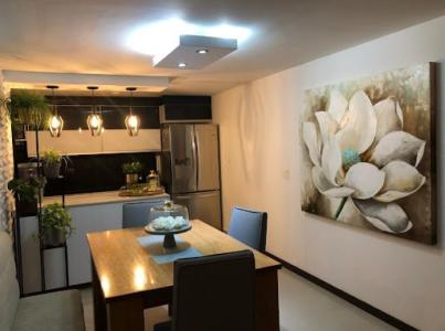 Apartamento En Arriendo En Medellin A70562, 94 mt2, 4 habitaciones