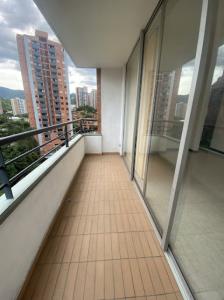 Apartamento En Arriendo En Medellin A71251, 70 mt2, 2 habitaciones