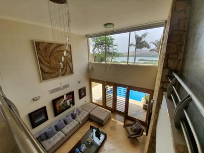 Casa En Venta En Barranquilla V75189, 1200 mt2, 3 habitaciones