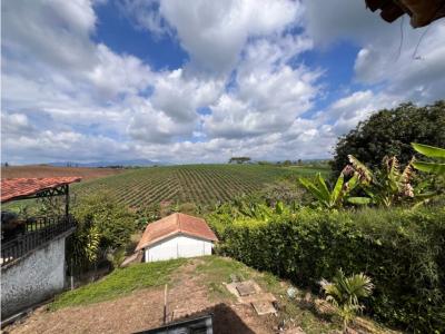 Vendo casa campestre en la palmilla via Alcala Pereira, 366 mt2, 2 habitaciones