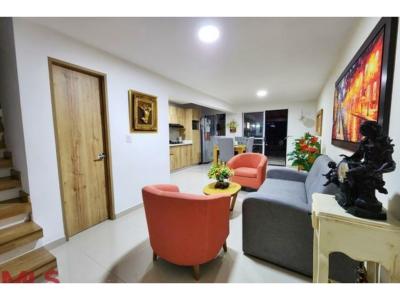 Casa en venta en La Cuenca, Envigado, 124 mt2, 3 habitaciones