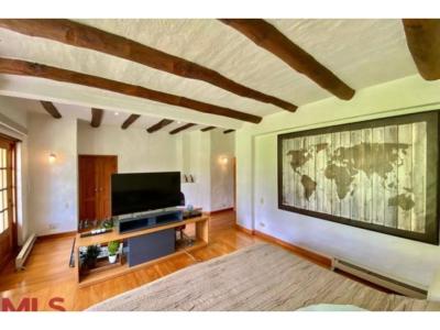 Casa en venta en Alto de las Palmas, Envigado, 400 mt2, 4 habitaciones