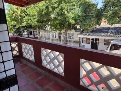 Se arrienda casa duplex en el barrio Santuario en Barranquilla, 190 mt2, 4 habitaciones
