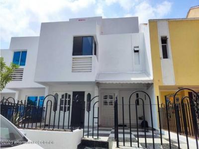 Casa en  Pie de la Popa(Cartagena) RAH CO: 24-260, 300 mt2, 4 habitaciones