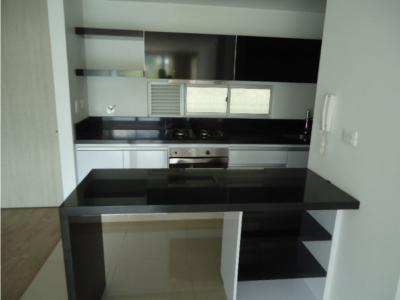 Vende apartamento en la Av Alberto Mendoza, 85 mt2, 3 habitaciones