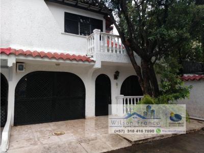 Casa En Venta, Buena Ubicación, Br. Manga, Cartagena, 214 mt2, 3 habitaciones