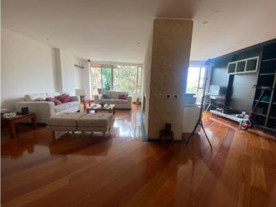 Amplio apartamento en Bosque Mediana rodeado de naturaleza, 238 mt2, 3 habitaciones