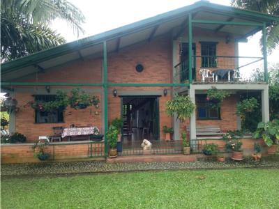 Casa campestre en Morelia- Venta, 3 habitaciones