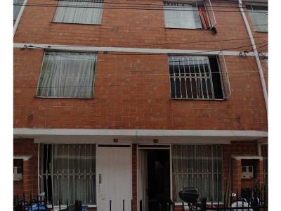 Casa en Venta en Bogotá Bosa La Cabaña, 75 mt2, 4 habitaciones