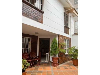 En Venta Casa en Villa Santos , 181 mt2, 3 habitaciones