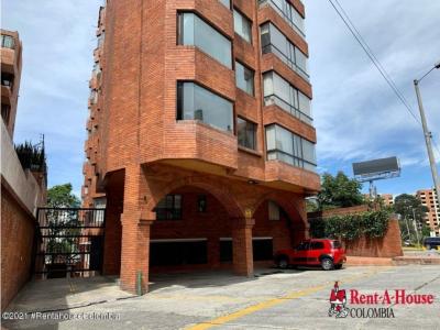 Apartamento en  Bella Suiza(Bogota) RAH CO: 23-362, 101 mt2, 3 habitaciones