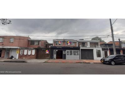 Vendo Casa en  La Esmeralda(Bogota)S.G. 23-1416, 320 mt2, 8 habitaciones