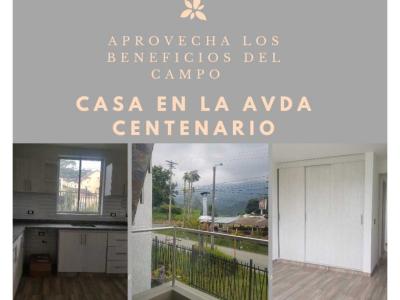 CASA EN LA AV. CENTENARIO  LUGAR CAMPESTRE EXCLUSIVO, 149 mt2, 4 habitaciones