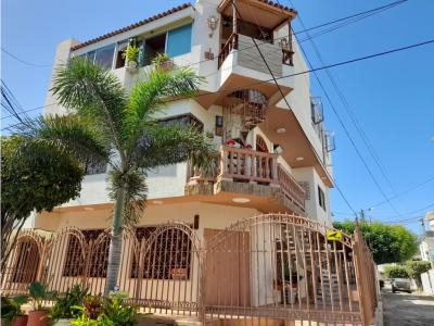 Cartagena Venta de Casa en los Corales, 300 mt2, 7 habitaciones