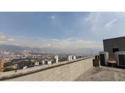 Arriendo de oficina en Medellín, sector Milla de Oro, 670 mt2