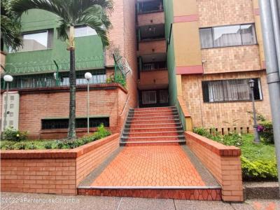 Apartamento en  Laureles(Medellin) RAH CO: 23-709, 96 mt2, 3 habitaciones
