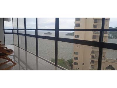 Alquiler de apartamento en primera línea con vista al mar, 188 mt2, 3 habitaciones