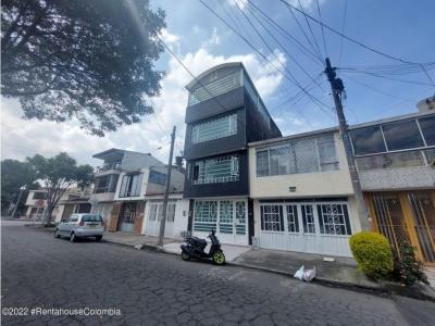 Casa en  Villa Alsacia(Bogota) RAH CO: 23-1921, 225 mt2, 5 habitaciones