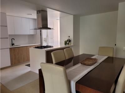 Oportunidad venta apartamento  remodelado Otraparte Envigado, 94 mt2, 3 habitaciones