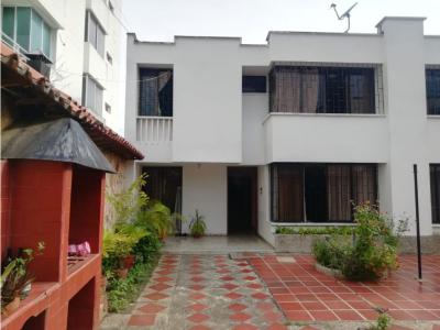 Casa Duplex # 1 en Venta Montería En El Centro Barrio La Ceiba, 189 mt2, 4 habitaciones