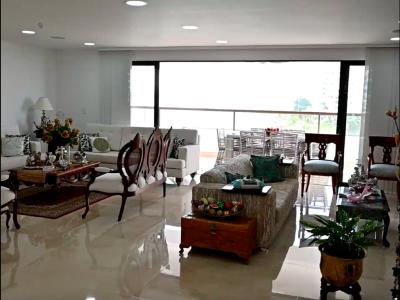 Bocagrande - Venta de exclusivo apartamento con vista a la Bahía., 311 mt2, 3 habitaciones