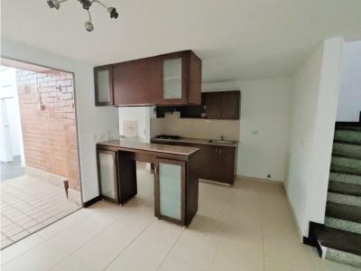Casa en venta de 140 mts, en Loma del Esmeraldal, Envigado, 140 mt2, 3 habitaciones
